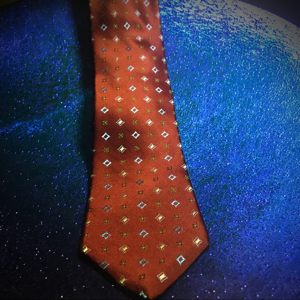 Allen Edmunds neck tie